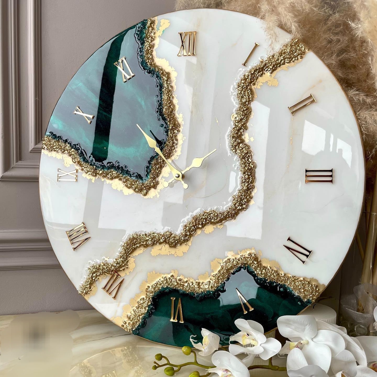 Attractive cream with Green Resin Art Resin Wall Clock